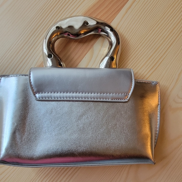 Metallic Hanbag - Picture 2 of 12